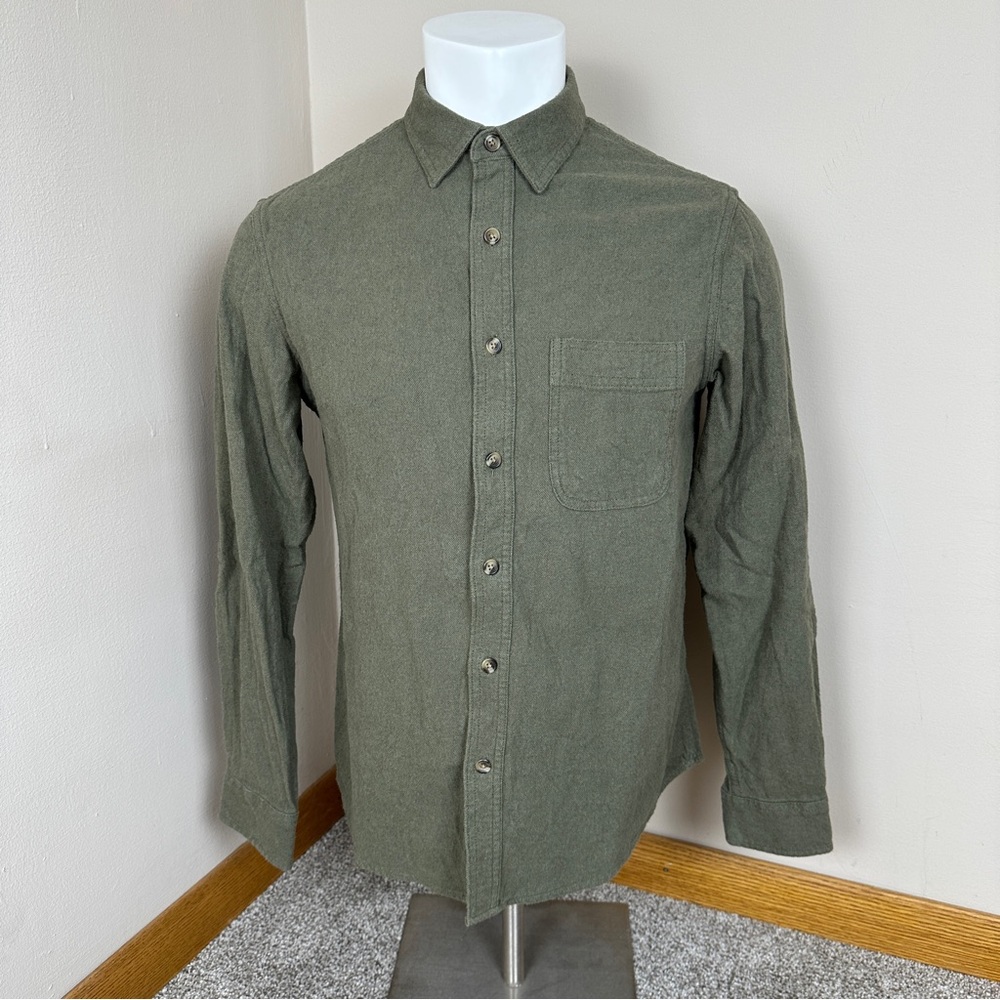Old Navy Olive Green Button Up Knit Shirt